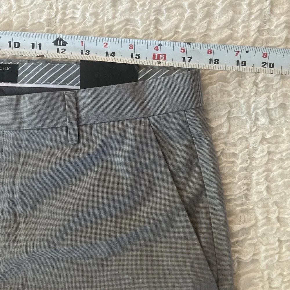 Banana Republic Mens Sz 35x32 Gray Non-Iron Tailored Straight Pants Dress